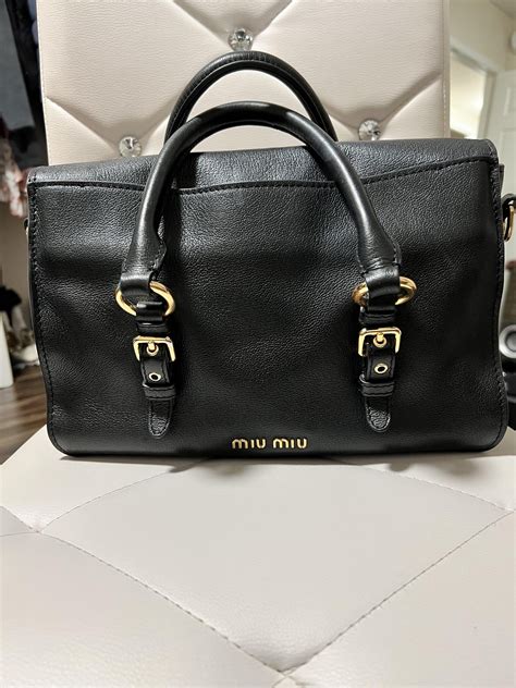 how to identify a miu mi u bag